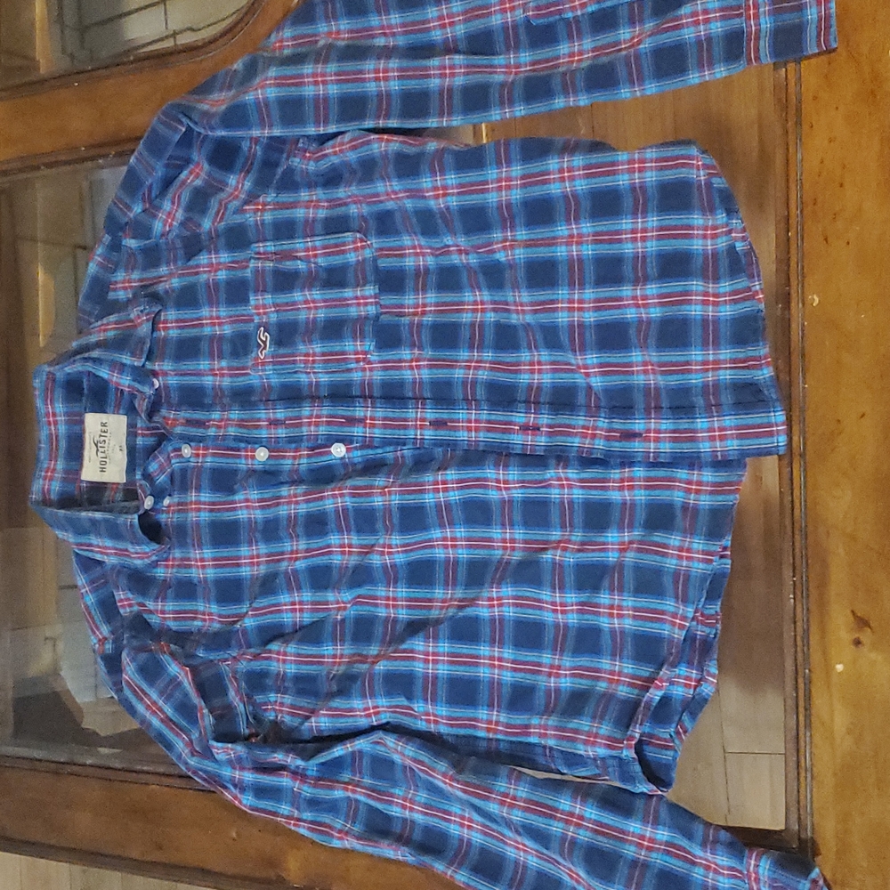 Hollister button up Large